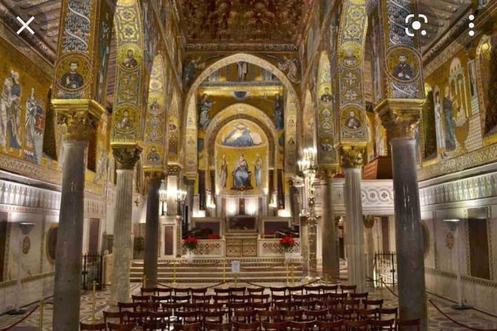 Politeama Suite In The Heart Of The City Palermo Exterior photo