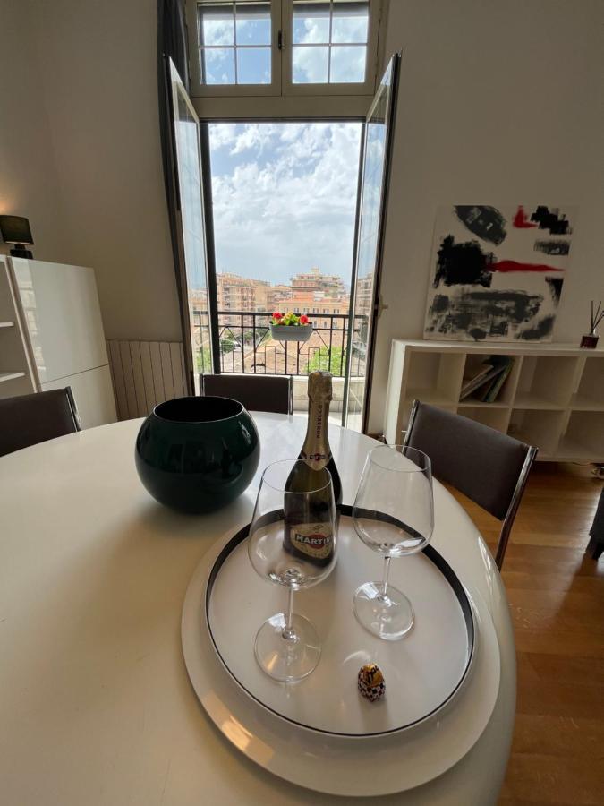 Politeama Suite In The Heart Of The City Palermo Exterior photo