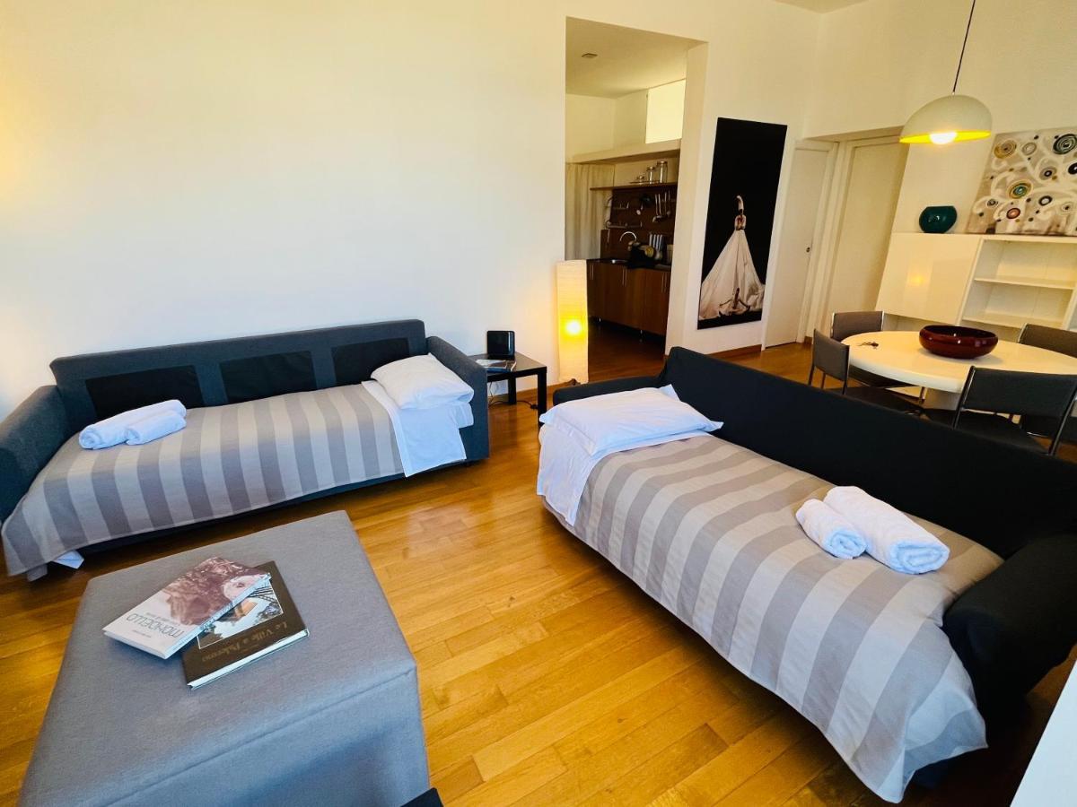 Politeama Suite In The Heart Of The City Palermo Exterior photo